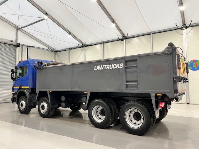 Scania P370 8×4 Sleeper Cab Tipper Manual