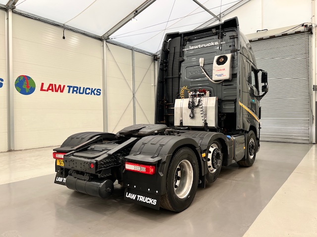 Volvo FH 500 6×2 Midlift Tractor Unit