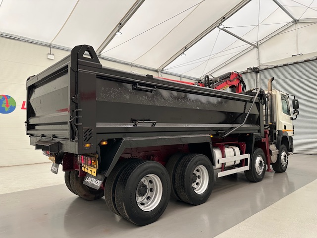 DAF CF85 410 8×4 Day Cab Steel Tipper Grab
