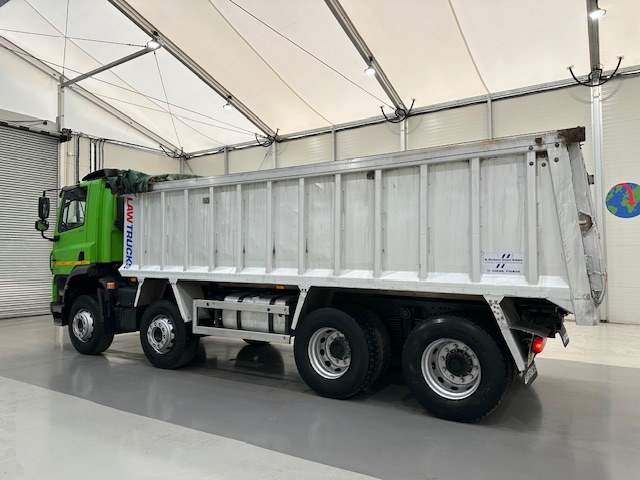 DAF CF 370 8×4 Day Cab Tipper Manual