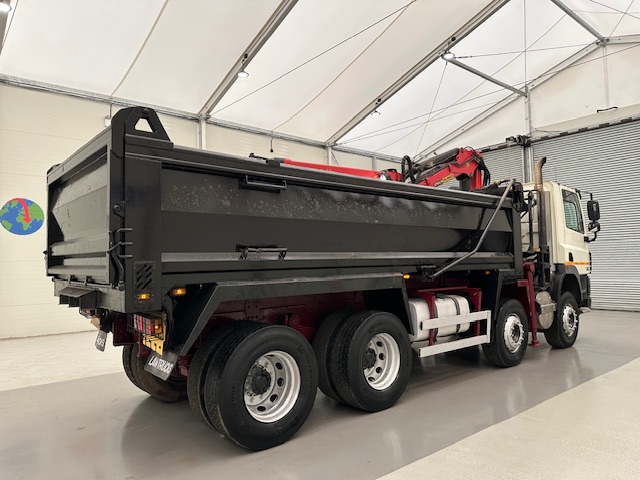 DAF CF85 410 8×4 Day Cab Steel Tipper Grab