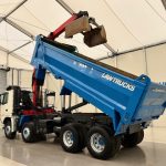 Volvo FM 460 8×4 Steel Tipper Grab - thumbnail