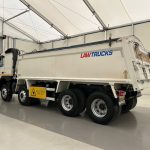 Volvo FM 410 8×4 Sleeper Cab Tar Spec Tipper - thumbnail
