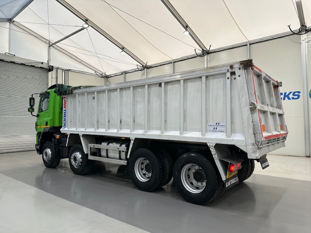 DAF CF 370 8×4 Day Cab Tipper Manual