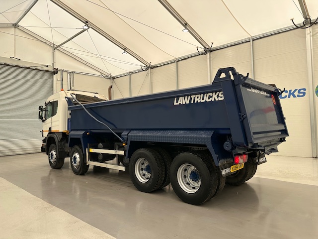 Scania P370 8×4 Sleeper Cab Tipper Manual