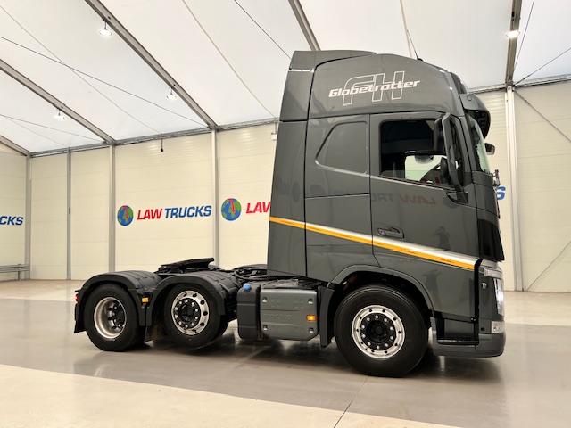 Volvo FH 500 6×2 Midlift Tractor Unit