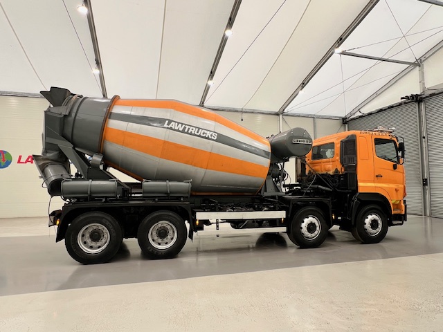 Hino 700 3241 8×4 Cement Mixer