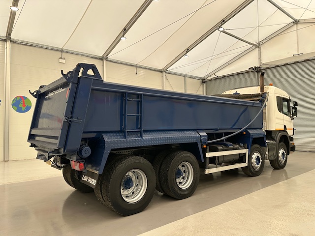 Scania P370 8×4 Sleeper Cab Tipper Manual