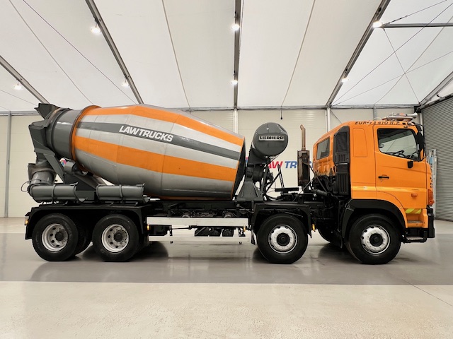 Hino 700 3241 8×4 Cement Mixer