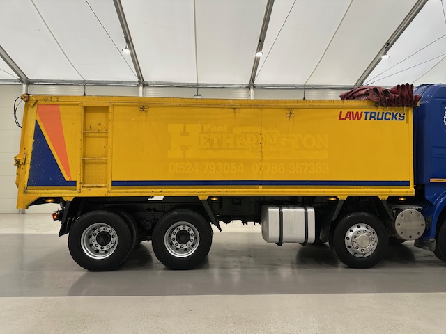 Scania R380 8×4 Sleeper Cab Tipper