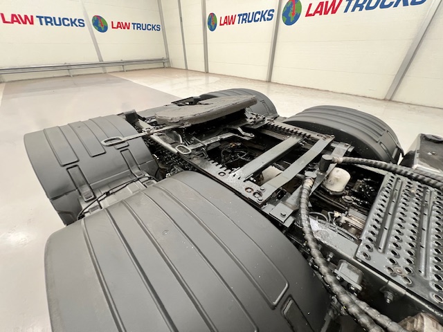 Volvo FH 500 6×2 Midlift Tractor Unit