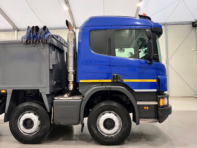 Scania P370 8×4 Sleeper Cab Tipper Manual