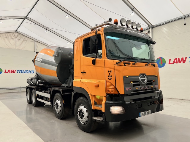 Hino 700 3241 8×4 Cement Mixer