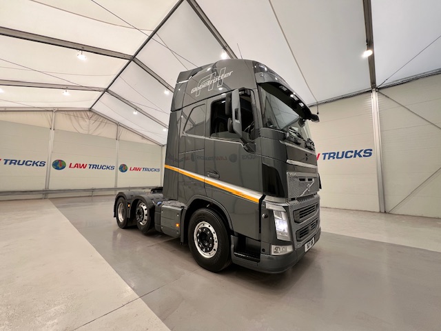 Volvo FH 500 6×2 Midlift Tractor Unit