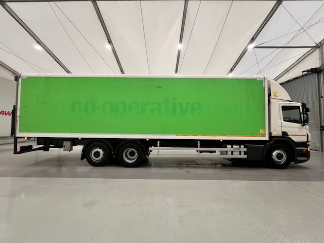 Scania P280 6×2 Rear Lift Day Cab Fridge Box