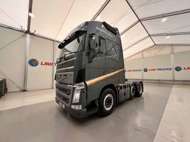 Volvo FH 500 6×2 Midlift Tractor Unit