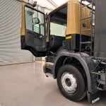 Scania P400 8×4 Day Cab Bulk Tipper Manual - thumbnail