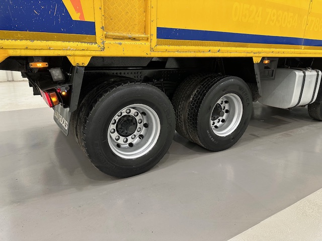 Scania R380 8×4 Sleeper Cab Tipper