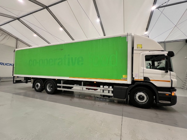 Scania P280 6×2 Rear Lift Day Cab Fridge Box