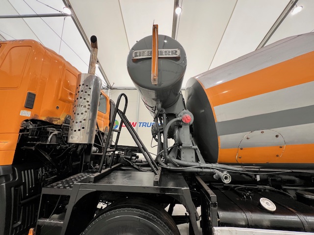 Hino 700 3241 8×4 Cement Mixer