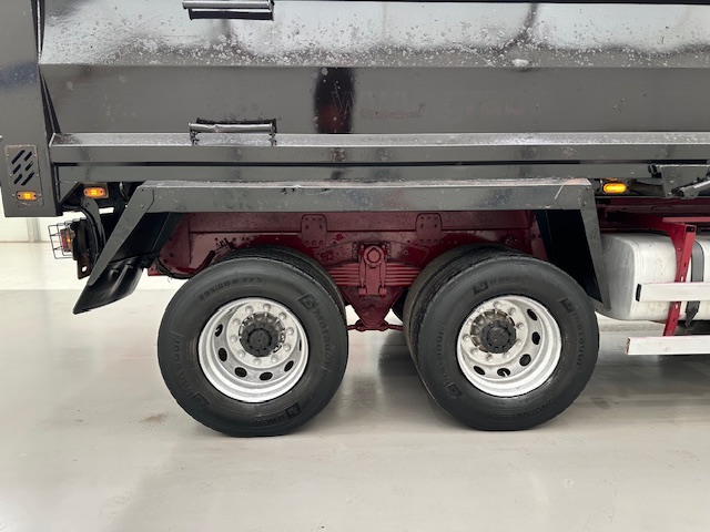 DAF CF85 410 8×4 Day Cab Steel Tipper Grab