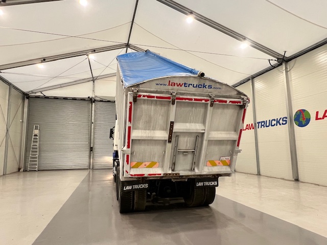 Scania R410 8×4 Sleeper Cab Bulk Tipper