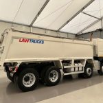 Volvo FM 410 8×4 Sleeper Cab Tar Spec Tipper - thumbnail