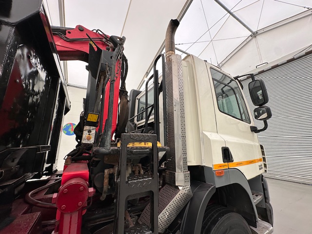 DAF CF85 410 8×4 Day Cab Steel Tipper Grab