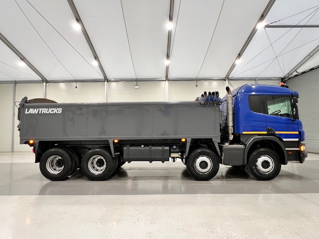 Scania P370 8×4 Sleeper Cab Tipper Manual