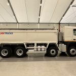 Volvo FM 410 8×4 Sleeper Cab Tar Spec Tipper - thumbnail
