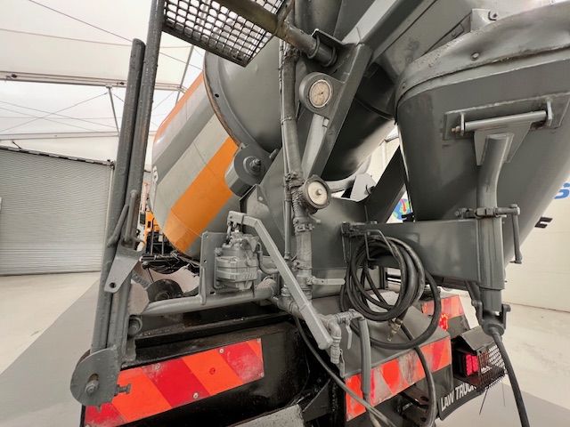 Hino 700 3241 8×4 Cement Mixer