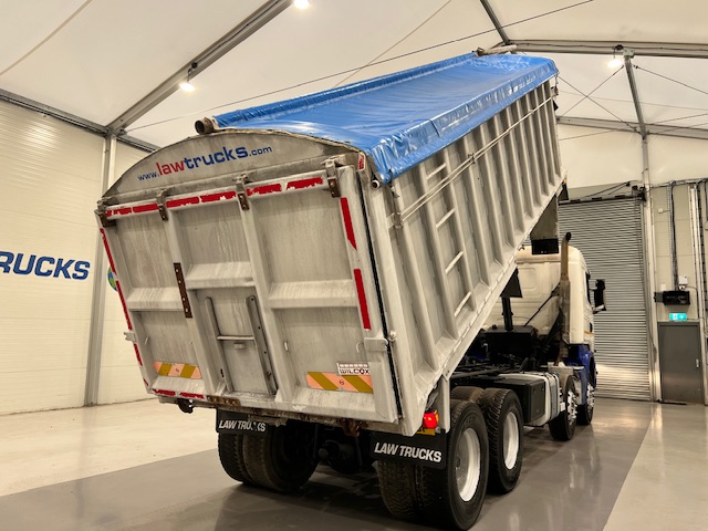 Scania R410 8×4 Sleeper Cab Bulk Tipper