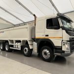 Volvo FM 410 8×4 Sleeper Cab Tar Spec Tipper - thumbnail