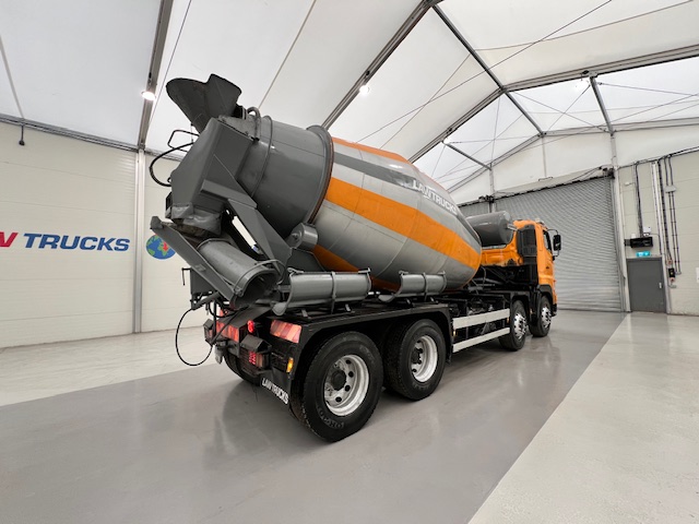 Hino 700 3241 8×4 Cement Mixer