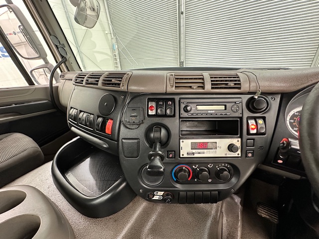 DAF CF85 410 8×4 Day Cab Steel Tipper Grab