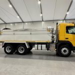 Volvo FM 300 6×4 Day Cab Tipper - thumbnail