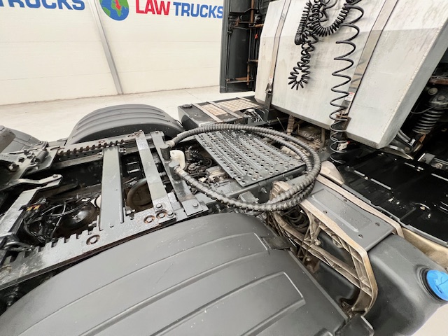 Volvo FH 500 6×2 Midlift Tractor Unit