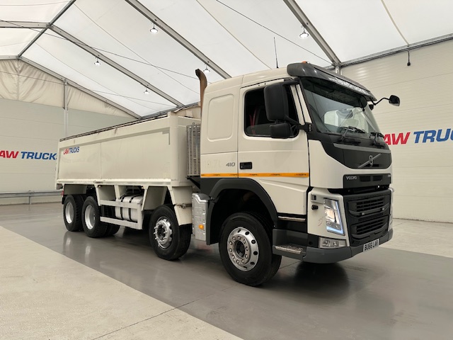Volvo FM 410 8×4 Sleeper Cab Tar Spec Tipper