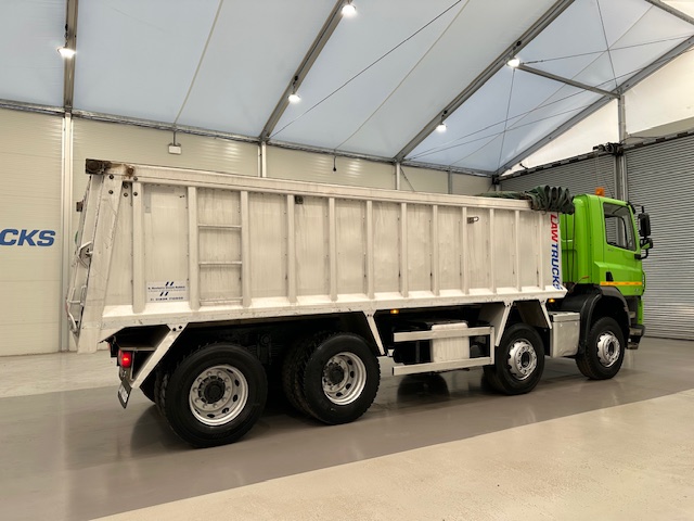 DAF CF 370 8×4 Day Cab Tipper Manual