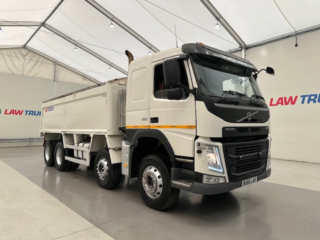 Volvo FM 410 8×4 Sleeper Cab Tar Spec Tipper