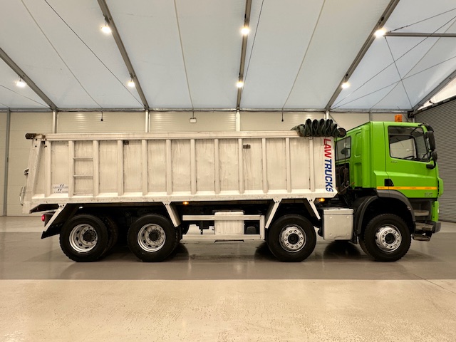 DAF CF 370 8×4 Day Cab Tipper Manual