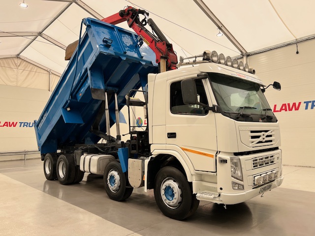 Volvo FM 460 8×4 Steel Tipper Grab