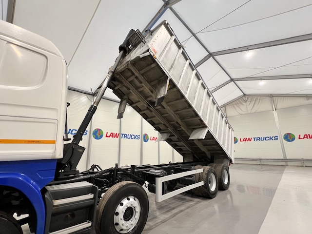 Scania R410 8×4 Sleeper Cab Bulk Tipper
