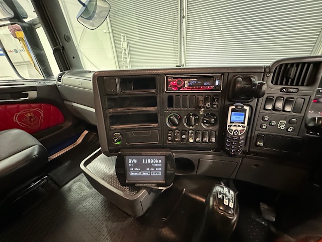 Scania R380 8×4 Sleeper Cab Tipper