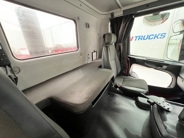 Scania G410 8×4 Rest Cab Steel Tipper
