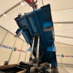 Volvo FM 460 8×4 Steel Tipper Grab - thumbnail