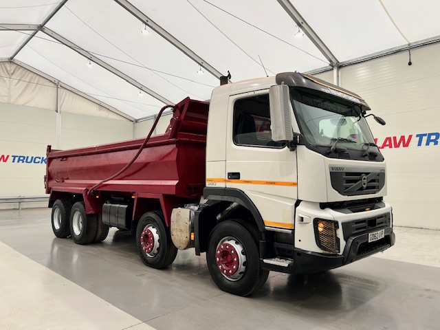 Volvo FMX 380 8×4 Day Cab Steel Tipper