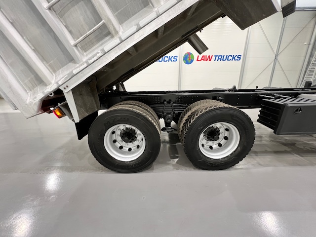Scania R410 8×4 Sleeper Cab Bulk Tipper