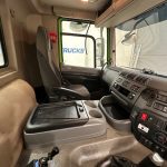 DAF CF 370 8×4 Day Cab Tipper Manual - thumbnail