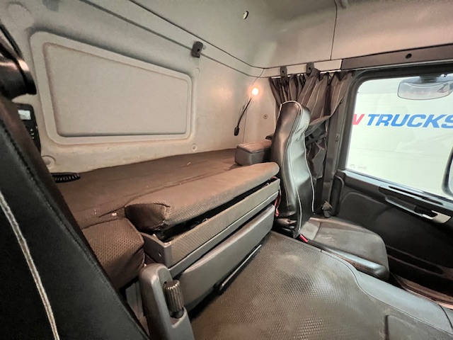 Scania P400 8×4 Sleeper Cab Steel Tipper